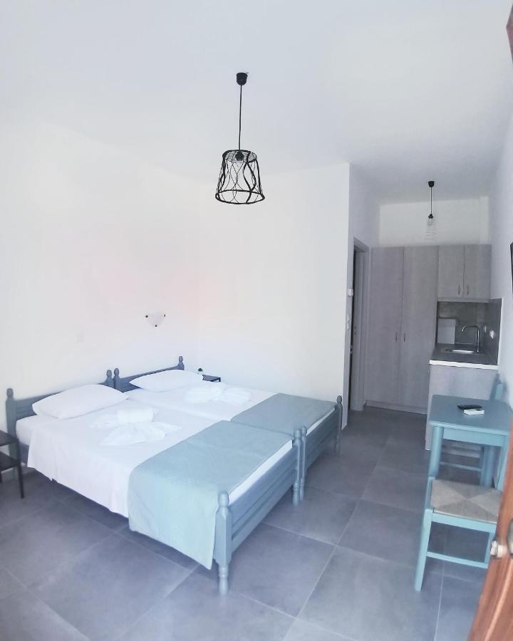 Mavrikou Helen Apartments Skíros Eksteriør billede