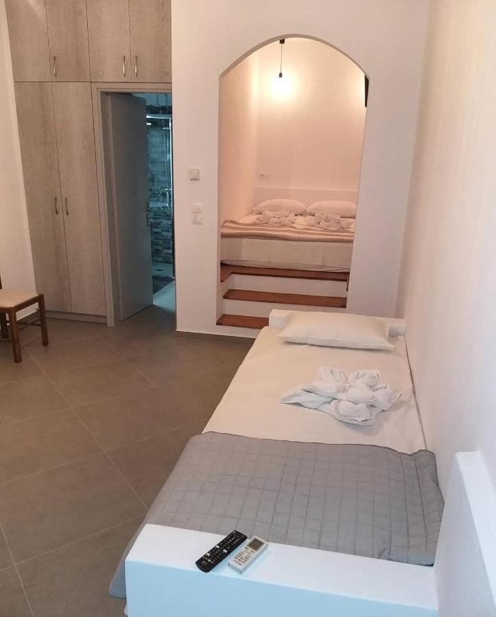 Mavrikou Helen Apartments Skíros Eksteriør billede